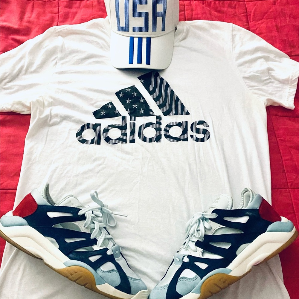 Adidas Torsion w/hat